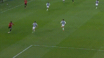 尤文图斯逆转击败里昂,成功晋级八强 尤文图斯逆转击败里昂,成功晋级八强