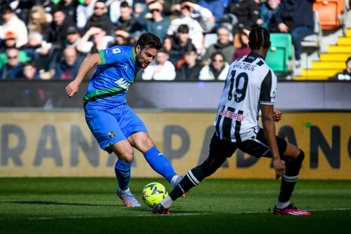 乌迪内斯主场迎战卡利亚里,争夺三分 乌迪内斯主场迎战卡利亚里,争夺三分