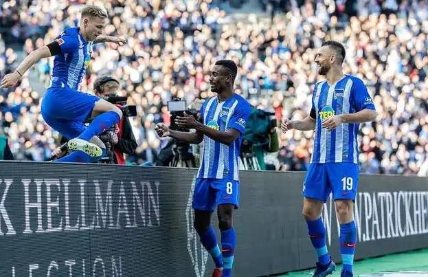 九游体育登录-包含柏林赫塔客场失利，无缘胜利的词条