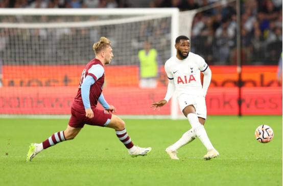 九游体育官方登录入口-包含托特纳姆热刺球员接受健康检查的词条