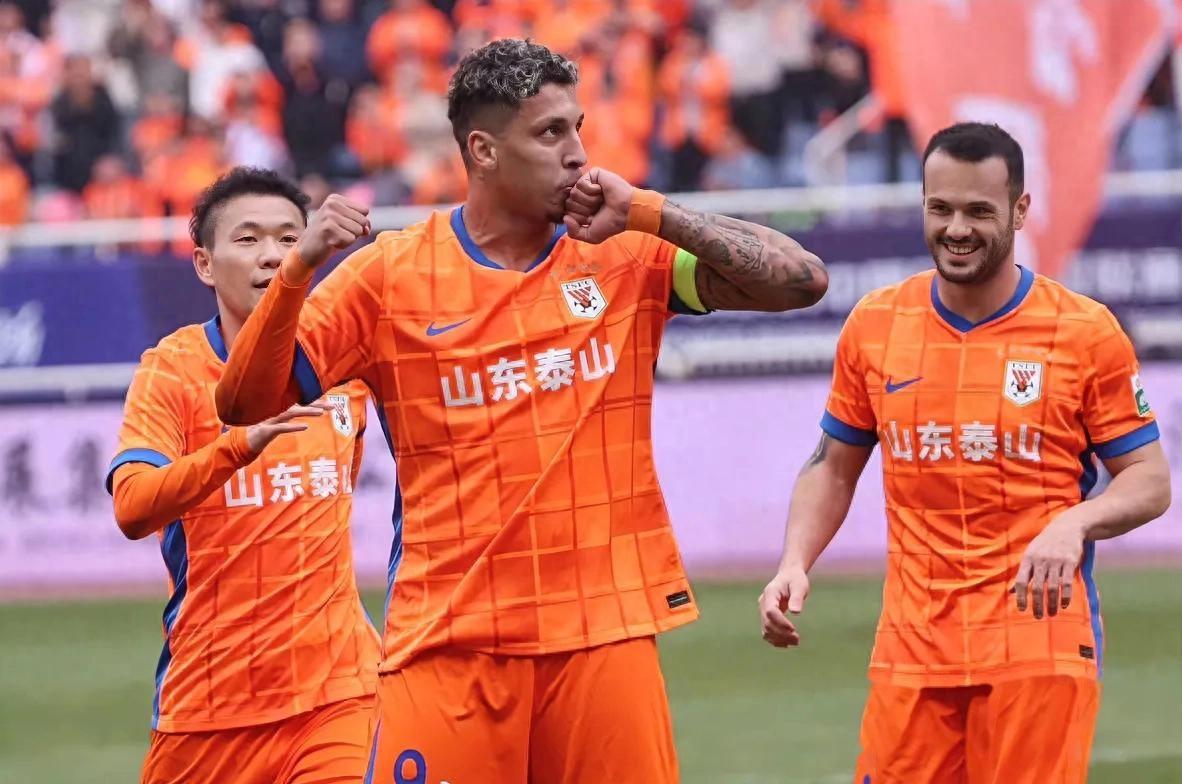 绿城遭遇连败,球队士气急需提升 绿城遭遇连败,球队士气急需提升